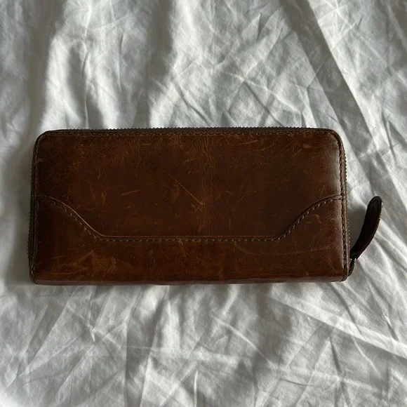 FRYE Melissa Zip Wallet - Picture 4 of 5